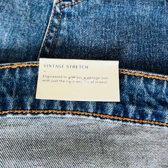 NWT Cut off boyfriend jean shorts size 26W Universal Thread - Picture 5 of 5